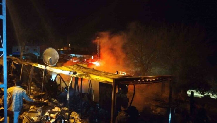 Pazarcık’ta konteyner yangını