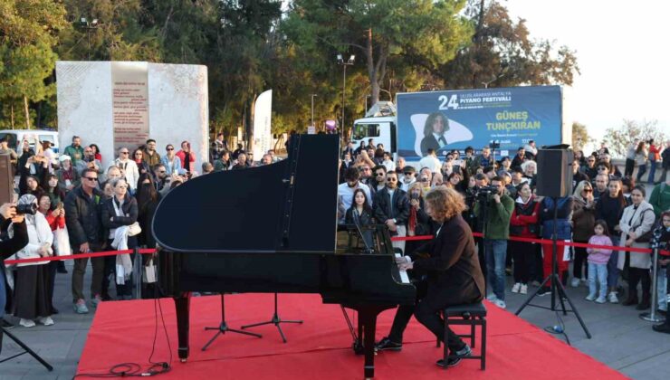 Piyano Festivali’nde gün batımında unutulmaz bir konser