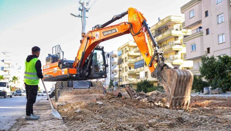 Tarsus’ta sokaklar yenileniyor