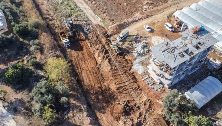 Varsak Demirel’in su taşkını sorunu çözülüyor