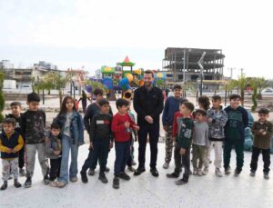 6 Ocak Kurtuluş Meydanı tamamlanma aşamasına geldi