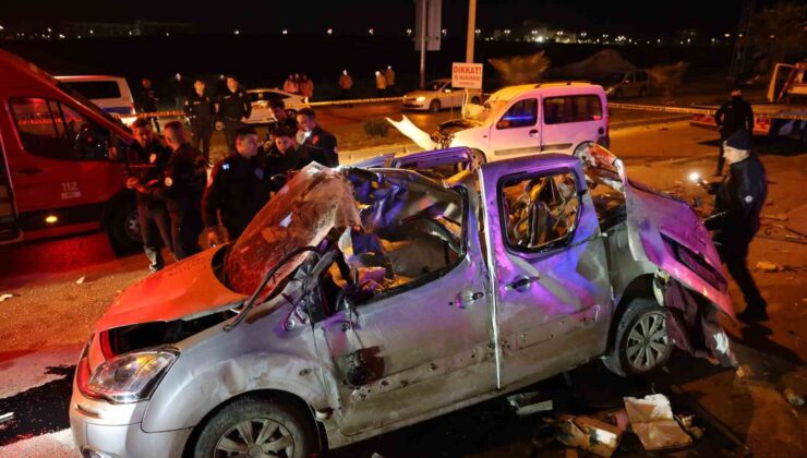 Adana’da feci kaza… Ters yöne girdi, karşıdan gelen araçla çarpıştı: 1 ölü, 2 yaralı