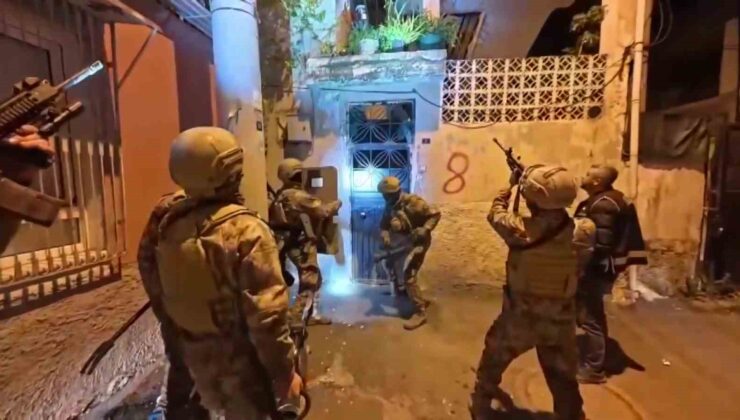 Adana’da silah kaçakçılarına şafak operasyonu: 11 şüpheli tutuklandı