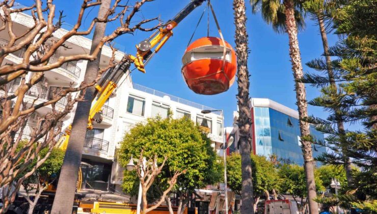 Alanya’da kaçak portakal büfeleri kaldırılıyor