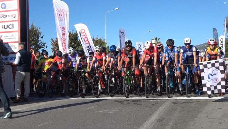 Alanya’da Türkiye Bisiklet Kupası 1. Etap Puanlı Yol Yarışı başladı