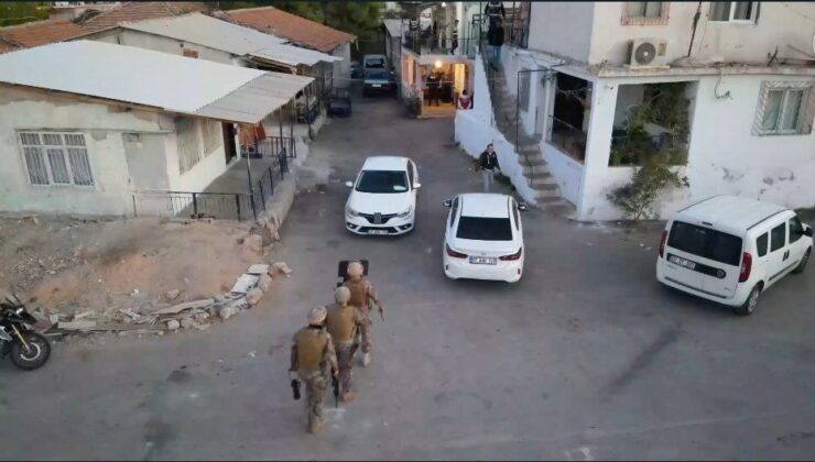 Antalya’da 25 adrese helikopter ve dron destekli şafak operasyonu: 10 gözaltı