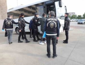 Antalya’da son 1 haftada 483 aranan şahıs yakalandı