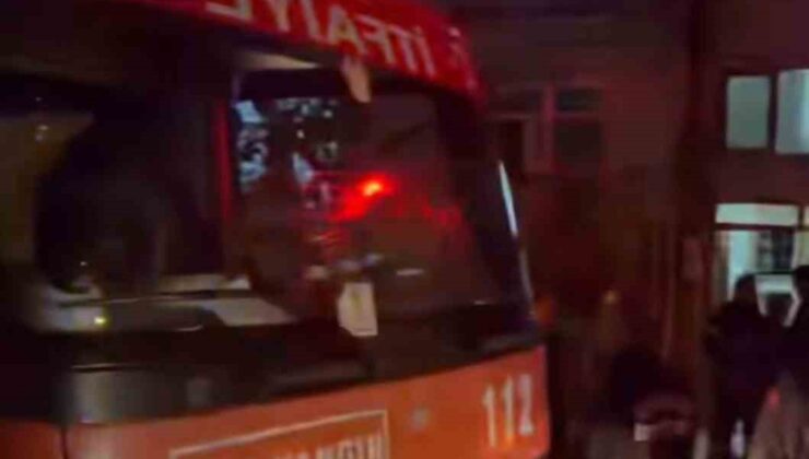 Bacada çıkan yangında dumandan etkilenen 2 kişi hastanelik oldu