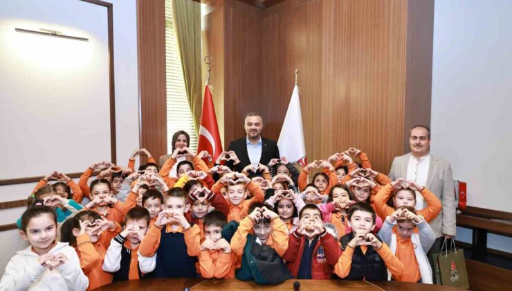 Başkan Toptaş; “Türkiye Yüzyılı Maarif Modeli öğrencilerimizi çok yönlü geliştirecek”