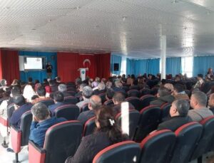 Bozyazı’da ’Bağımlılıkla Mücadele Semineri’ düzenledi