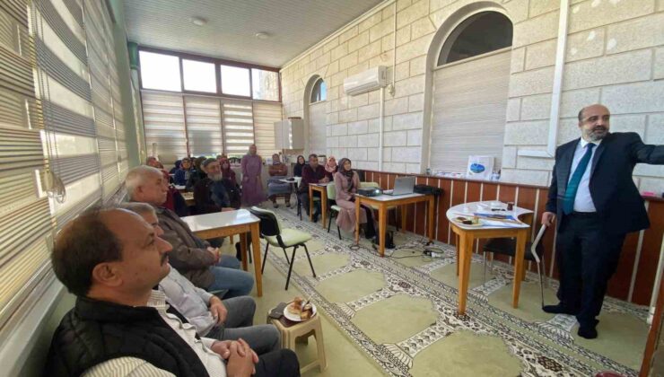 Bozyazı’da umreye gidecekler için seminer düzenlendi