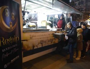 Büyükşehir kandil sebebiyle 19 ilçede lokma ikram etti