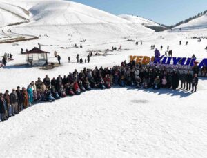 Kahramanmaraş’ta şehit yakınları kayak merkezinde