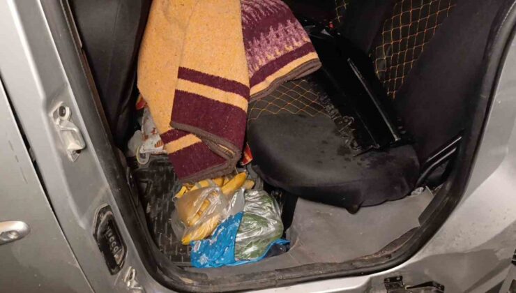 Kaza yapıp bırakıp gittiği araçtan içki şişesi çıktı