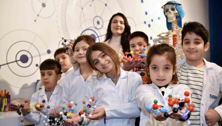 Kepez’de üreterek öğreniyorlar