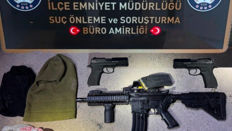 M4 tüfek ve el bombası yakalattı, suçu ölmüş amcasına attı