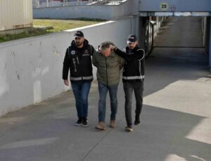 Mekke’den zemzem suyu alıp Adana’da musluk suyu ile çoğalttı