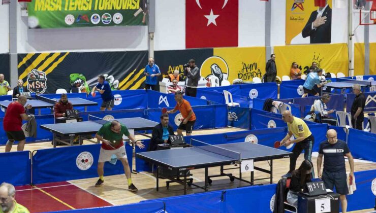 Mersin 4. Veteranlar Masa Tenisi Turnuvası’nda 196 sporcu yarıştı