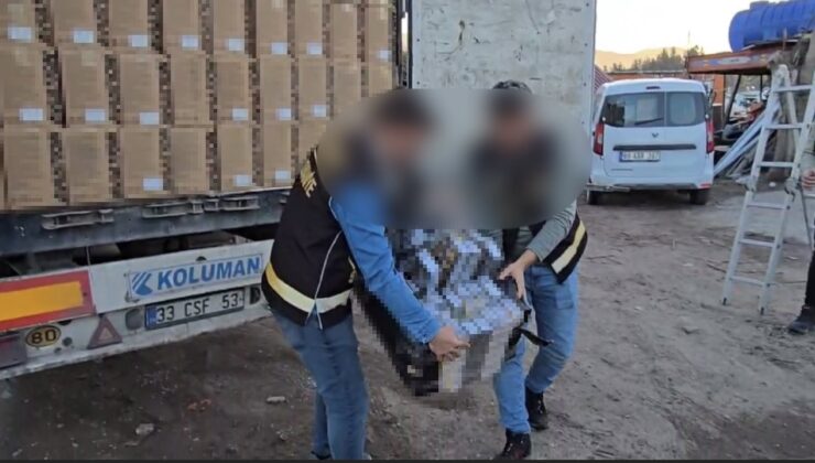 Osmaniye’de durdurulan 2 tırda 44 bin 230 paket kaçak sigara ele geçirildi