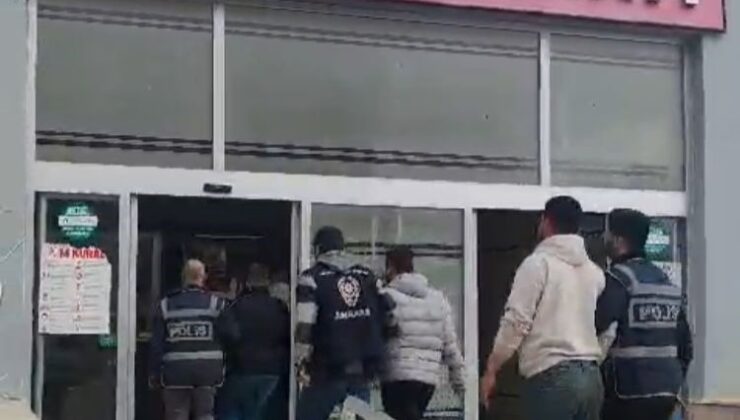 Polisin uygulamalarını deşifre eden 11 şahıs yakalanıp işlem yapıldı