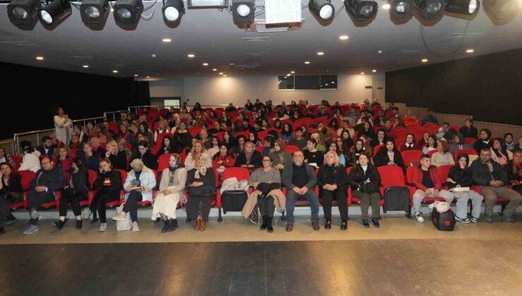 Sokak hayvanları için bir araya geldiler