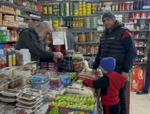 Suriyeli esnaf 7 yıldır işlettiği iş yerini kapatıp ülkesine dönmeyi planlıyor