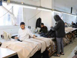 Suriyelilerin ülkelerine dönüşü tekstil üreticilerini endişelendirdi