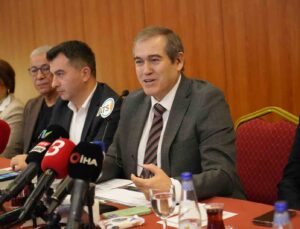 Türkiye’ye gelen turistlerin yüzde 46’sı Antalya’da geceleme yapıyor