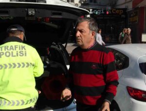 Yayaya yol vermedi ceza yememek için “Namazdan çıktım” savunması