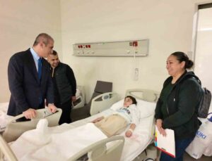 Yüreğir Kaymakamlığı 90 çocuğu sünnet ettirdi