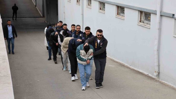 Adana’da günlük 2 milyon TL para döndüren yasadışı bahis şebekesi çökertildi