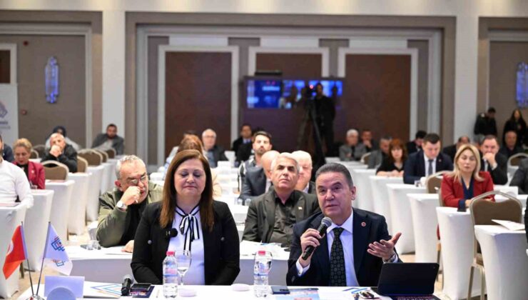 Akdeniz Belediyeler Birliği’nde gündem ’Deprem ve Yangın Güvenliği’