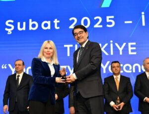 Akdeniz Üniversitesi’ne ’Kariyer Gelişiminde En Etkin Üniversite’ ödülü