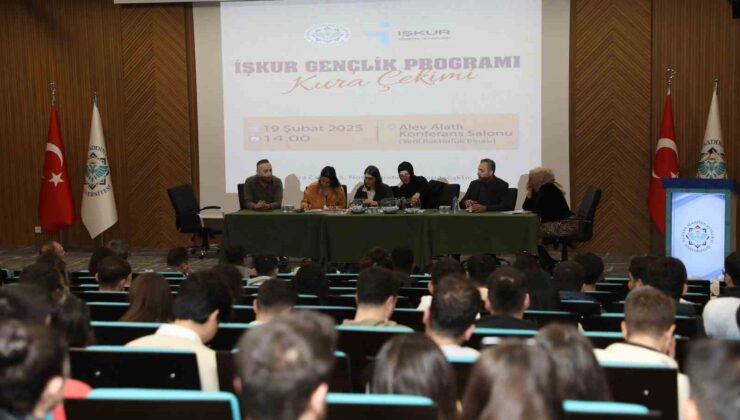 ALKÜ öğrencilerinin İŞKUR kura heyecanı