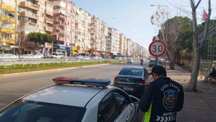 Antalya’da 1 haftada 55 bin 854 araç denetlendi