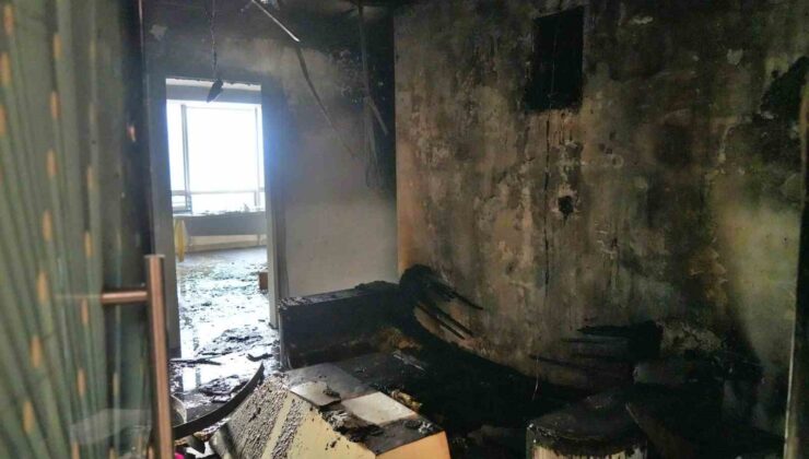 Antalya’da ofis yangını: 1 buçuk milyon TL’lik mal kaybı