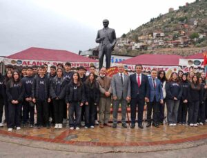 Atatürk’ün Alanya’ya gelişinin 90. yılı kutlandı