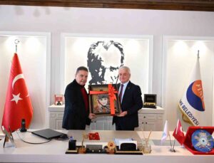 Başkan Böcek: “Vatandaşlarımıza verdiğimiz sözlerimizi tek tek yerine getireceğiz”