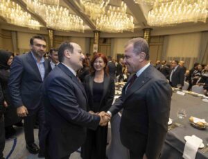 Başkan Seçer, Vali Pehlivan için düzenlenen veda programına katıldı