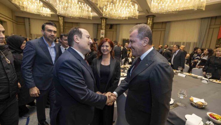 Başkan Seçer, Vali Pehlivan için düzenlenen veda programına katıldı