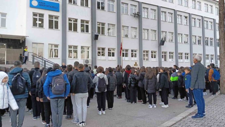 Burdur’da 41 bin öğrenci için ders zili çaldı