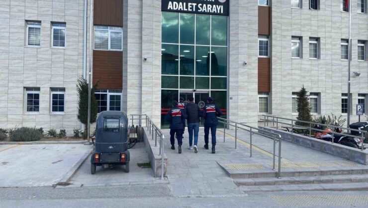 Burdur’da kaçakçılık ve uyuşturucu operasyonlarında 5 kişi tutuklandı