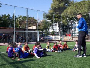 Büyükşehir’in Futbol Akademisi’nde bin 600 çocuk eğitim aldı