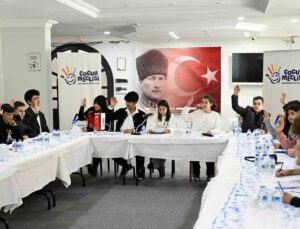 Çocuk Meclisi Toplantısı Silifke’de yapıldı