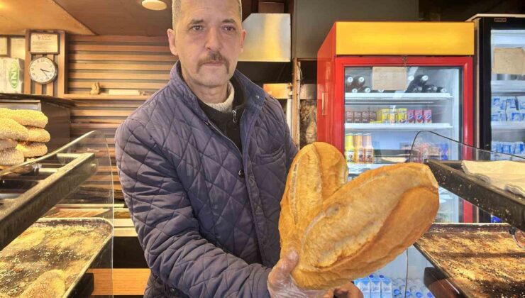 Dar gelirlinin dostu esnaf, 200 gram ekmeği 7 buçuk TL’ye satıyor