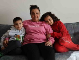 Depremde evleri ağır hasar alan aile, TOKİ konutlarında artık güvenle yaşıyor