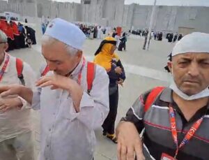Eğirdirli umre kafilesi, Arafat’ta Eğirdir Gölü için yağmur duası etti