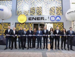 Enerjisa Enerji’nin yeni konseptli müşteri hizmetleri merkezi Adanalılarla buluştu