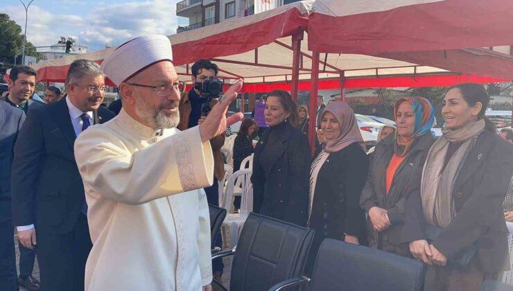 Erbaş, “Gençlik devletimizin en büyük hazinesi”