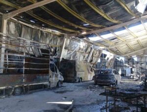 Gece başlayan depo yangını 6 saatte söndürüldü, zararın büyüklüğü gündüz ortaya çıktı